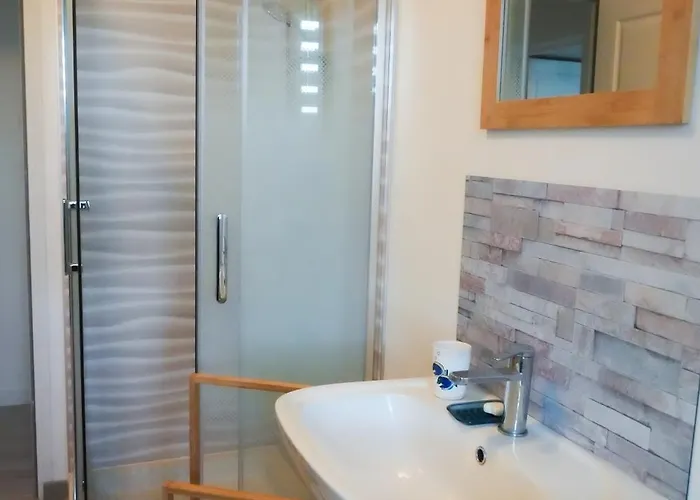 Location F2 44 M2 Apartmán *