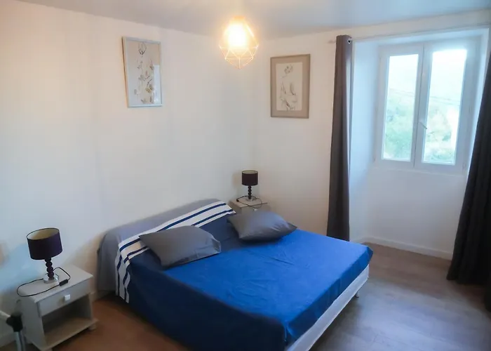 Location F2 44 M2 * Venaco (Corsica)